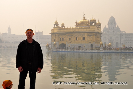 Goldener Sikh Tempel in Amritsar alt