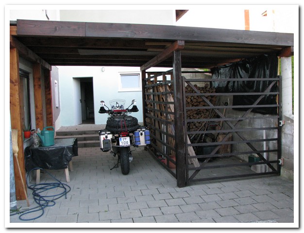 Flocke unterm Dach